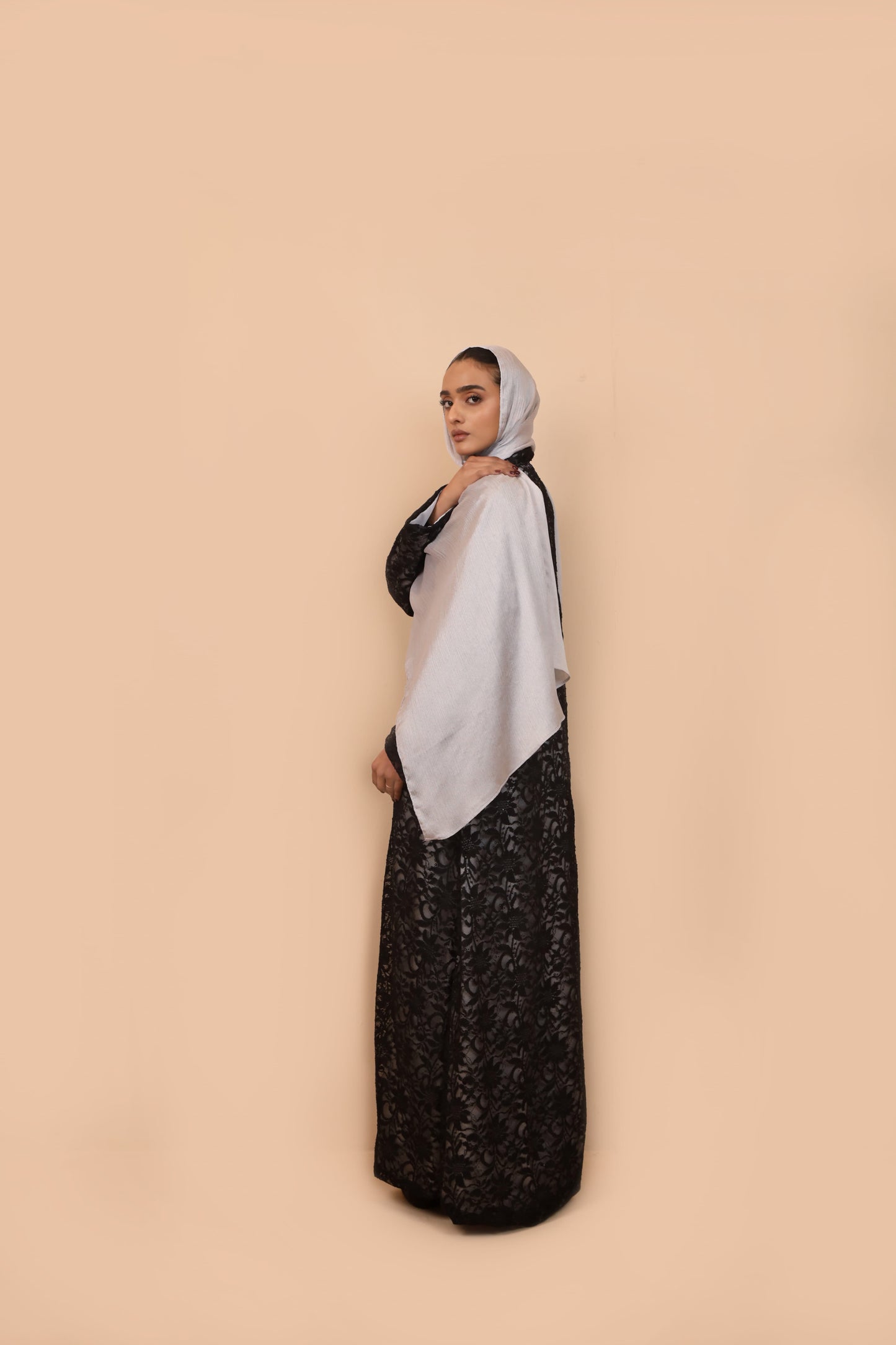Classic lace abaya